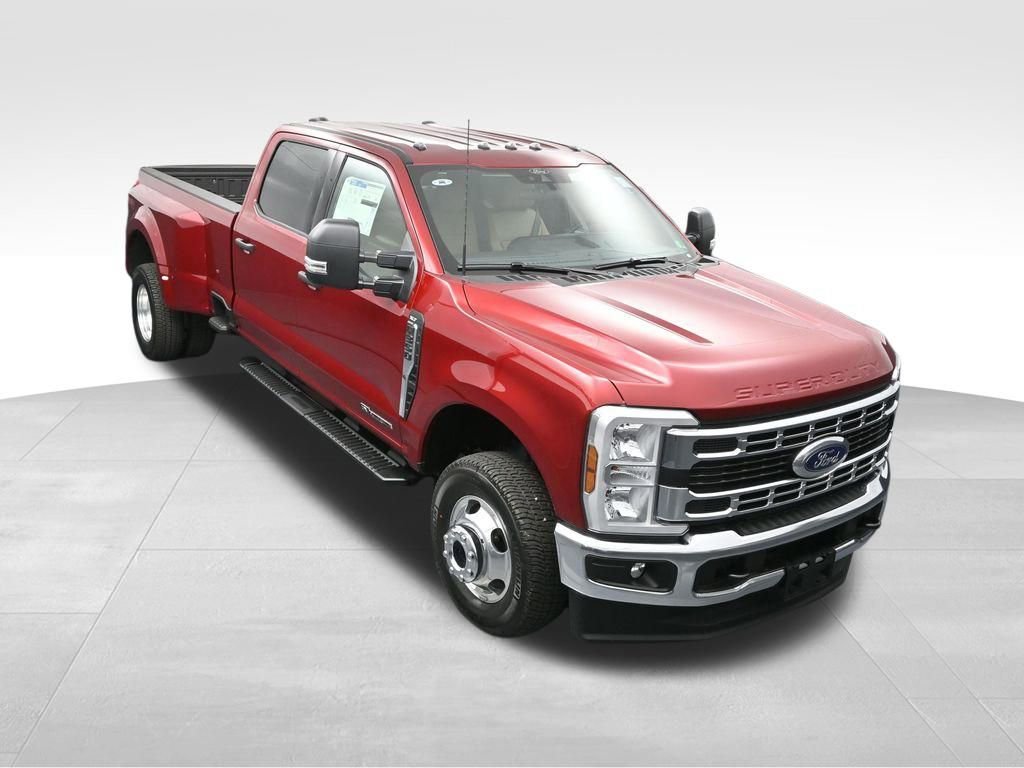 New 2025 Ford F350 XLT w/ FX4 Off-Road Package image 12