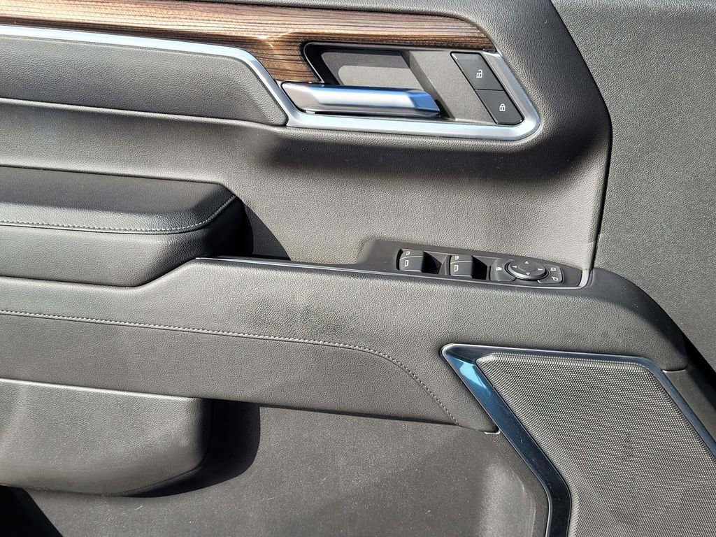 Used 2023 Chevrolet Silverado 1500 RST image 15