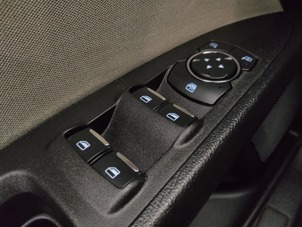 Used 2018 Ford Fusion S FWD image 27