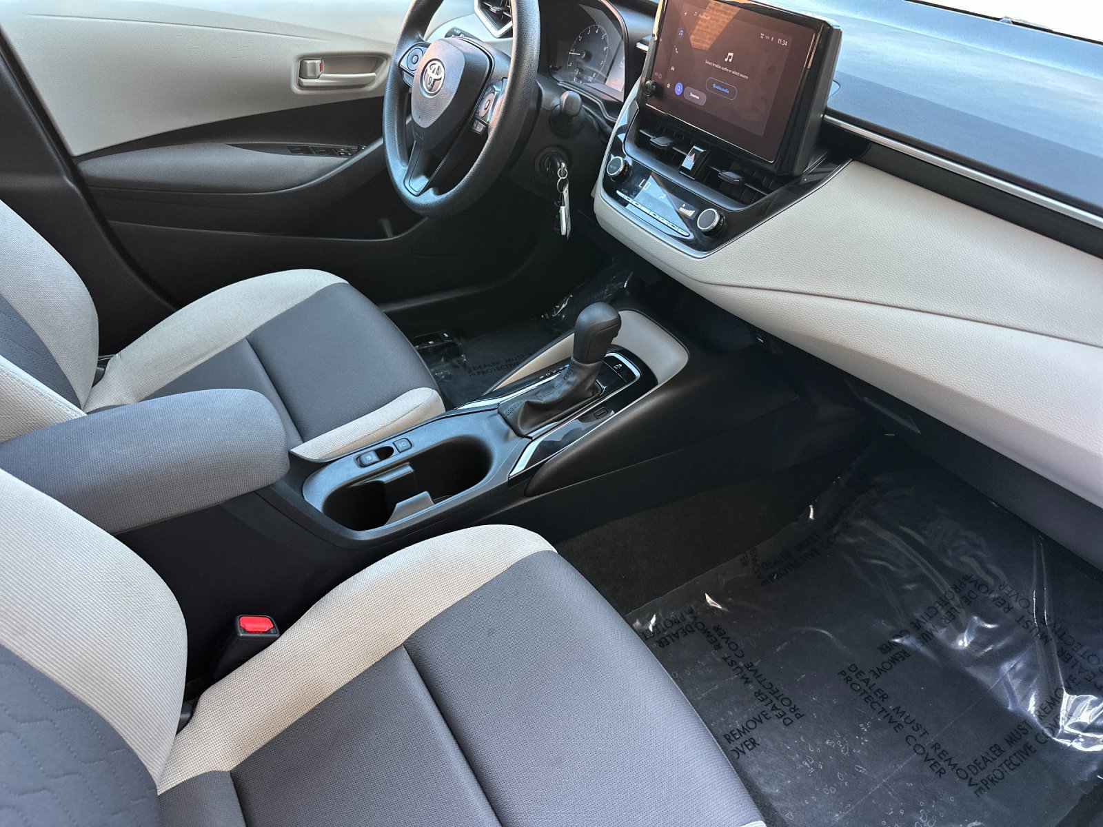 Used 2023 Toyota Corolla LE FWD image 18