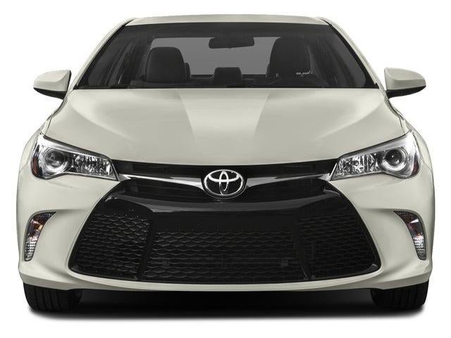 Used 2017 Toyota Camry XSE w/ Moonroof Package FWD image 4