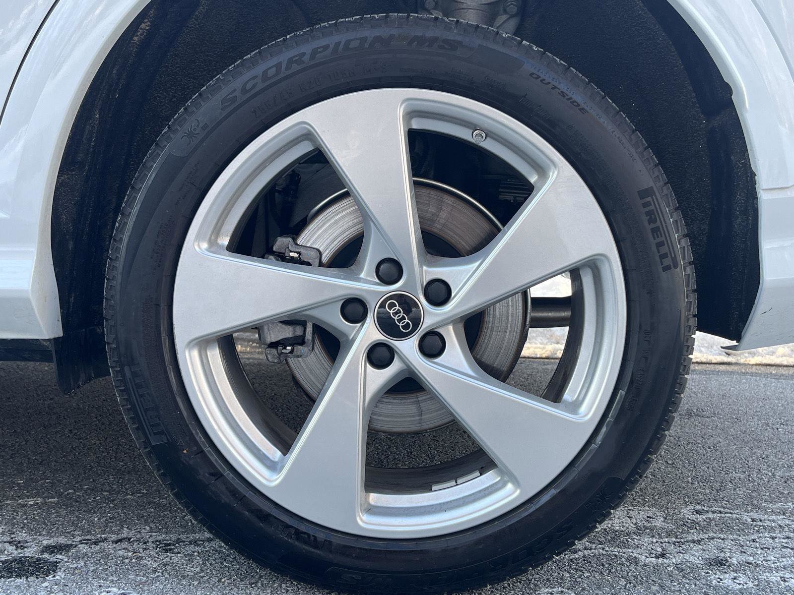 Used 2025 Audi Q5 Premium Plus w/ Premium Plus image 38