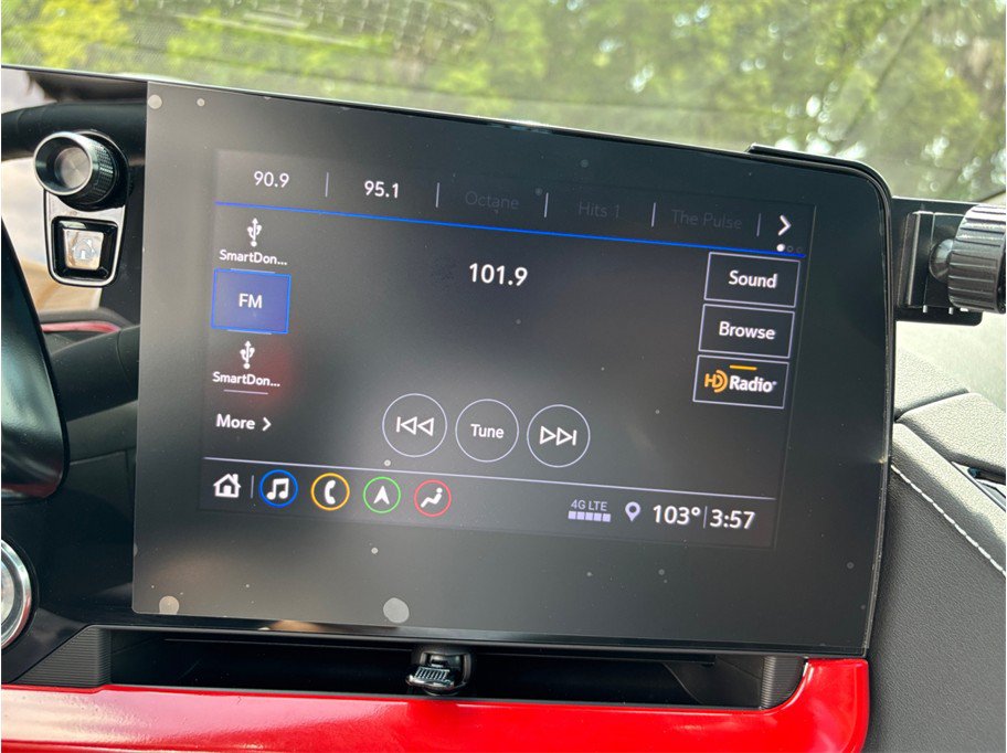 Used 2020 Chevrolet Corvette Stingray Coupe w/ 2LT w/ 2LT Preferred Equipment Group RWD image 33