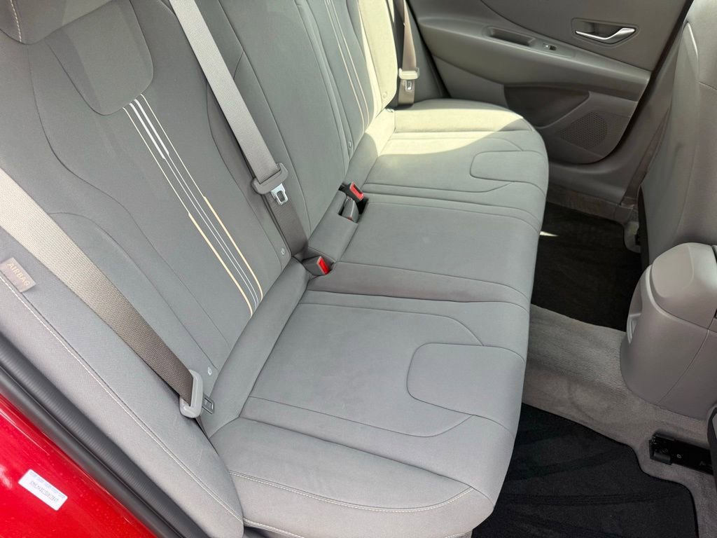 Used 2025 Hyundai Elantra Sport FWD image 41