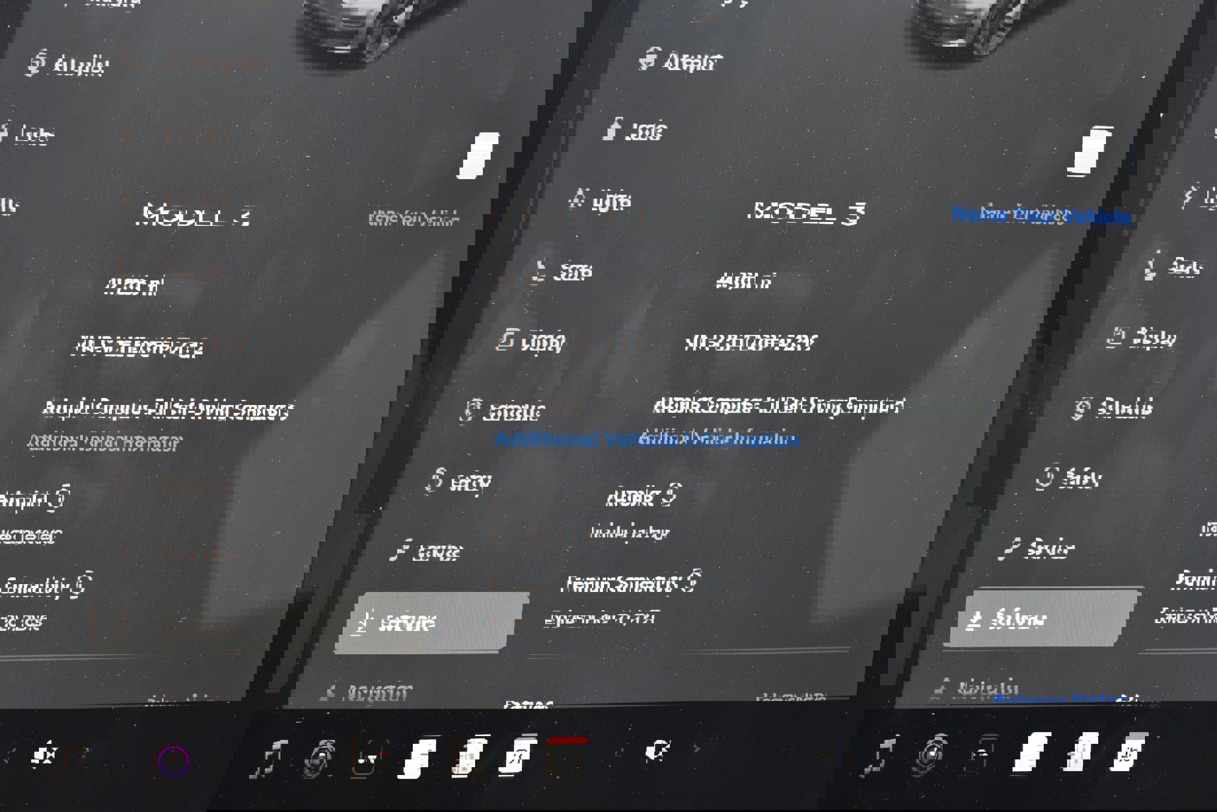 Used 2023 Tesla Model 3 Standard Range image 35