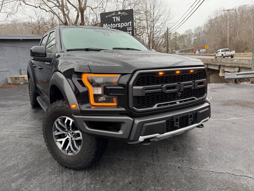 Used 2018 Ford F150 Raptor w/ Equipment Group 802A Luxury AWD/4WD image 4