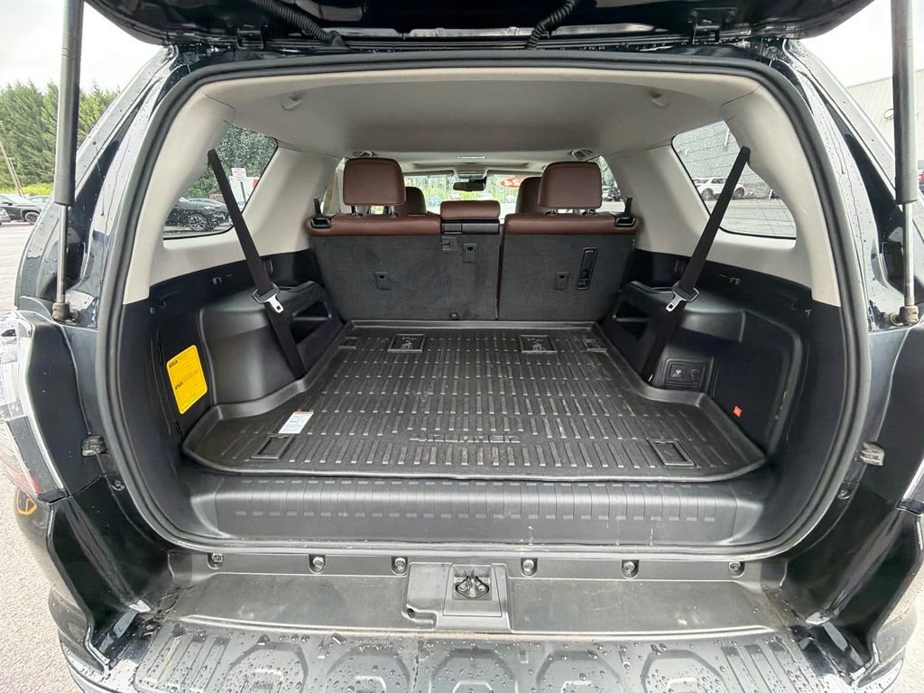 Used 2024 Toyota 4Runner Limited AWD/4WD image 58