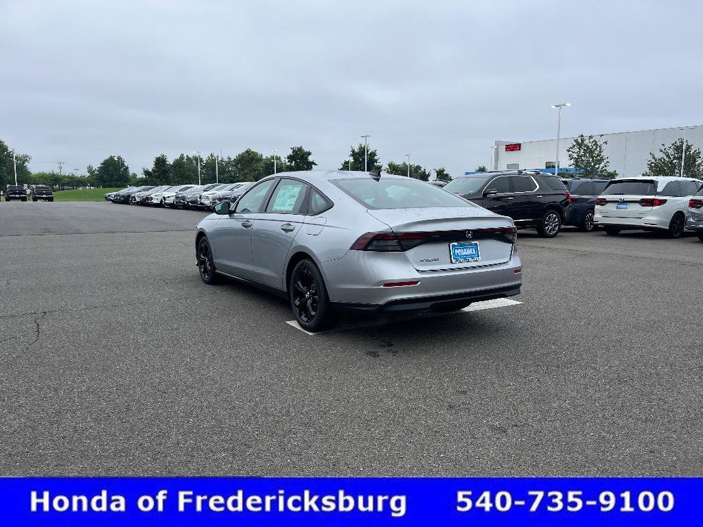 Certified 2025 Honda Accord SE image 13