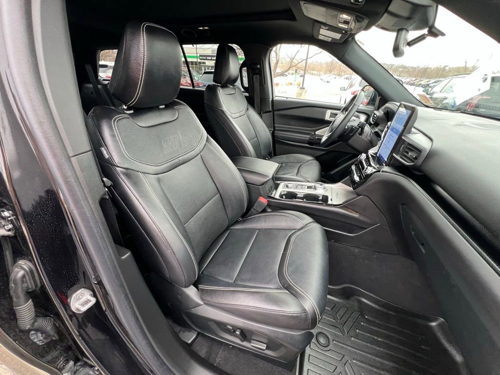 Used 2023 Ford Explorer ST w/ Equipment Group 401A image 33