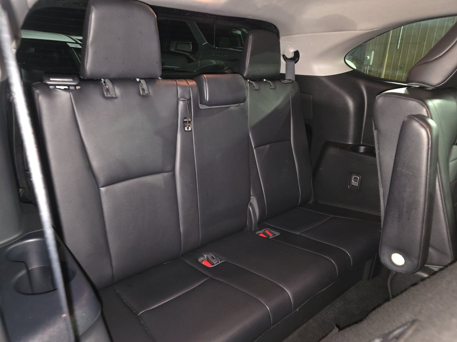 Used 2022 Toyota Highlander XLE image 19