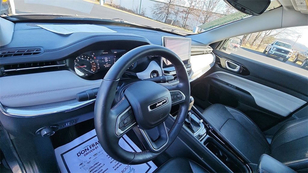 Used 2022 Jeep Compass Limited image 10