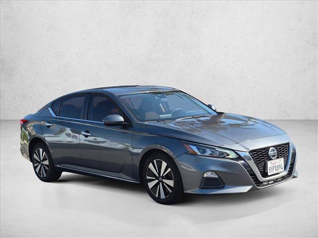 Used 2021 Nissan Altima 2.5 SV FWD image 3