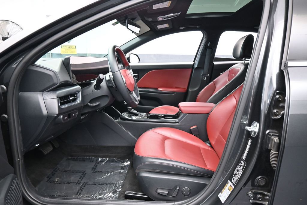 Used 2025 Kia K4 GT-Line w/ GT-Line Premium Package FWD image 11