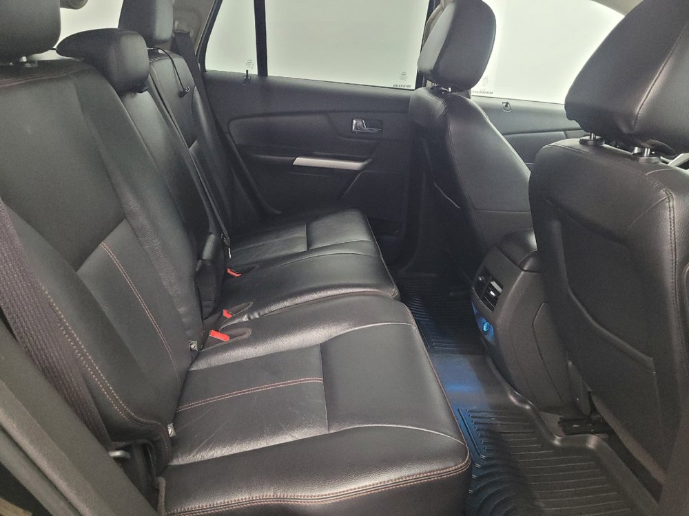 Used 2014 Ford Edge Limited w/ Equipment Group 301A FWD image 19