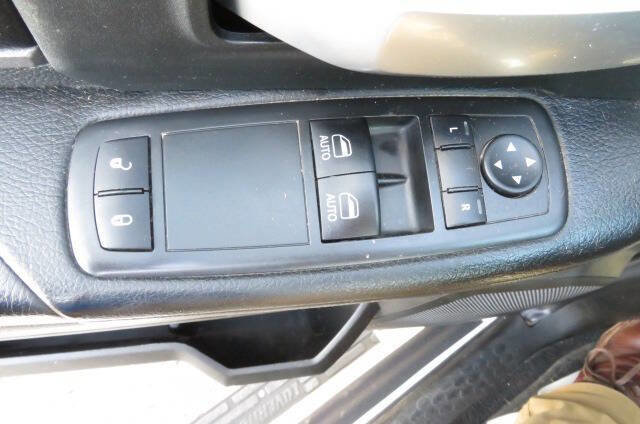 Used 2019 RAM 2500 Tradesman image 13