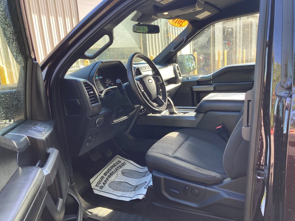 Used 2019 Ford F150 XLT w/ Equipment Group 302A Luxury AWD/4WD image 12