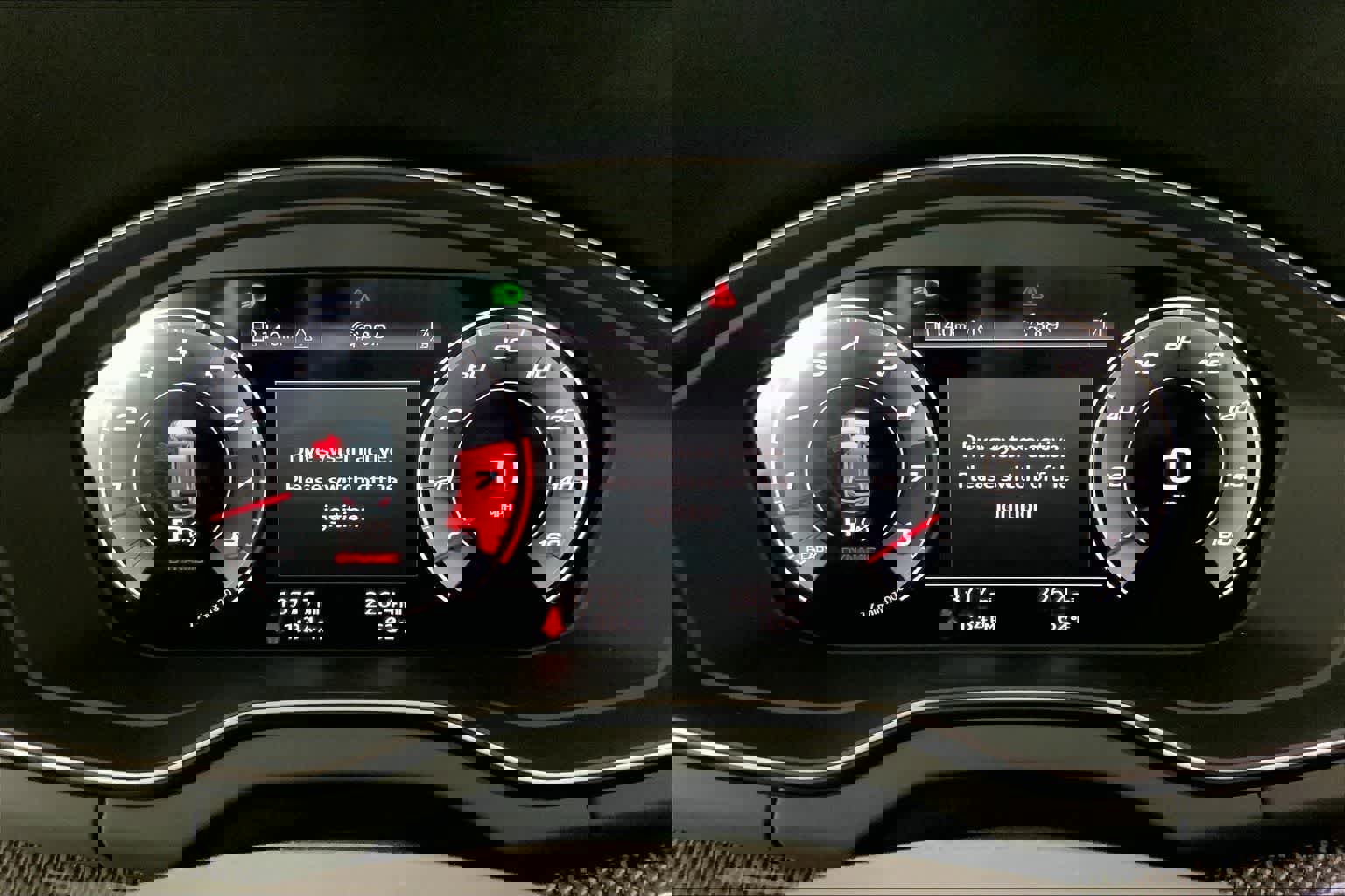 Used 2024 Audi SQ5 Premium Plus w/ Premium Plus Package image 16