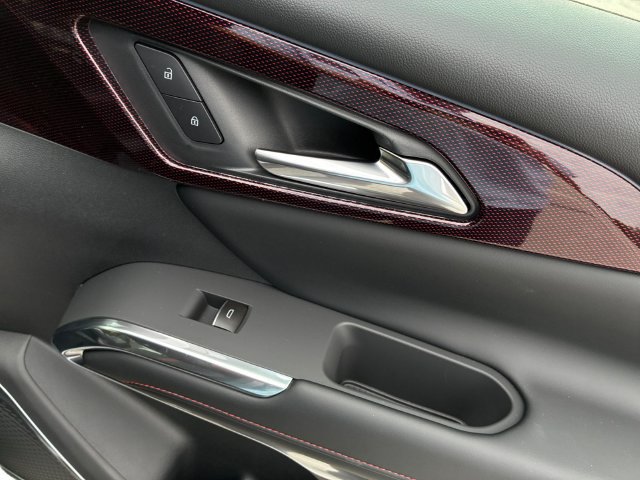 New 2027 Chevrolet Traverse RS w/ LPO, Floor Liner Package AWD/4WD image 14