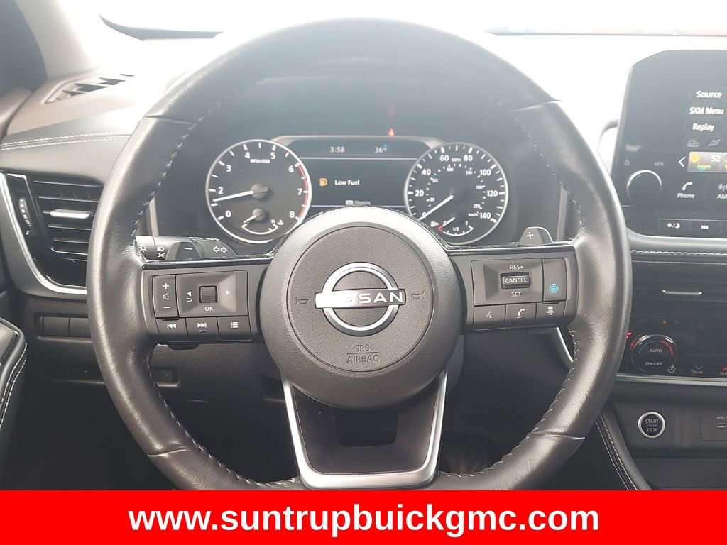 Used 2023 Nissan Rogue SL w/ SL Premium Package image 15