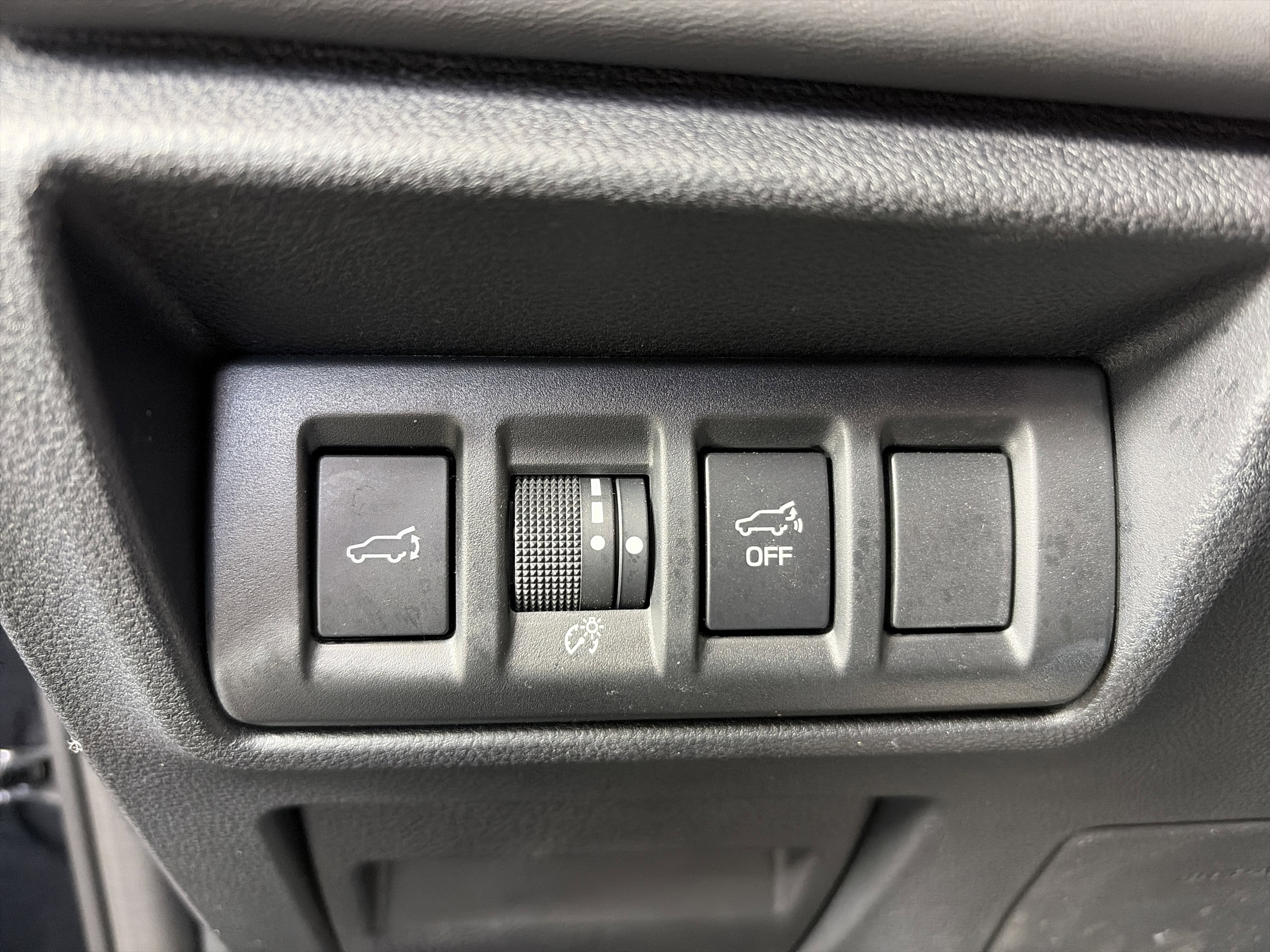 Used 2023 Subaru Outback Limited image 33