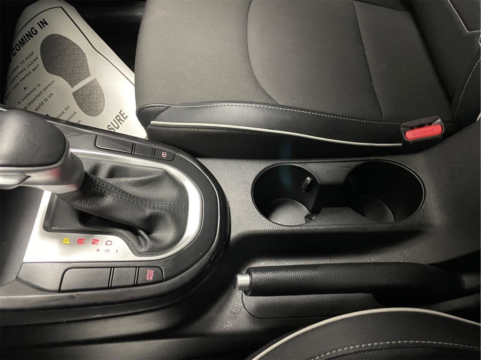 Used 2023 Kia Forte GT-Line image 28