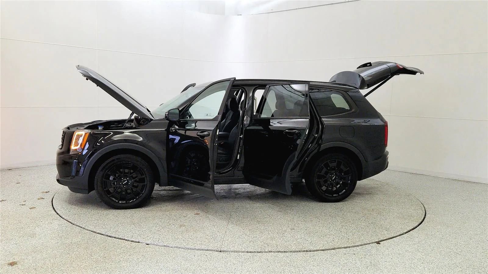 Used 2022 Kia Telluride SX w/ SX Prestige Package image 5