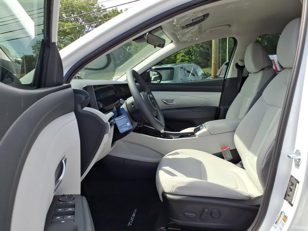 New 2026 Hyundai Tucson SEL Plus FWD image 14
