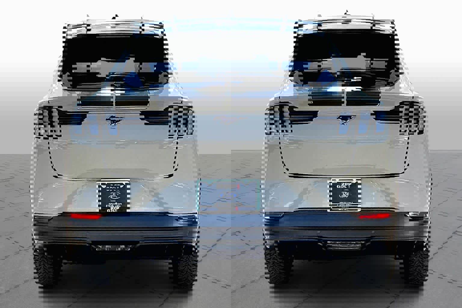 Certified 2025 Ford Mustang Mach-E GT AWD/4WD image 4