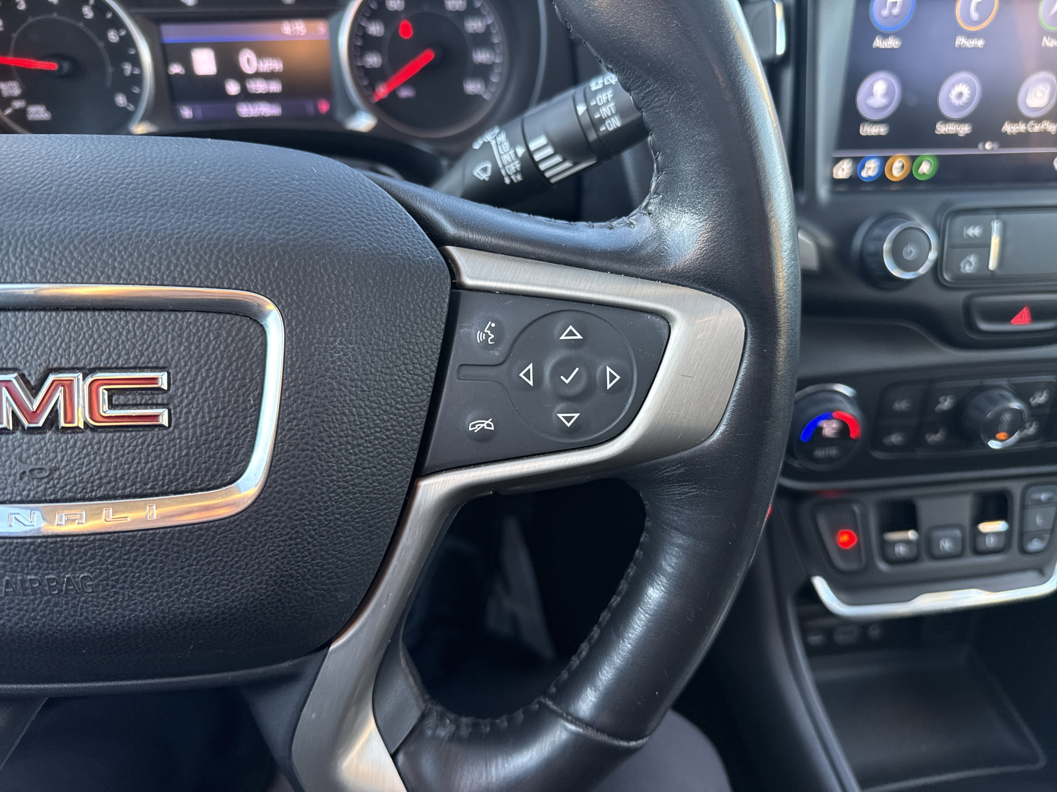Used 2020 GMC Terrain Denali w/ Denali Premium Package image 22