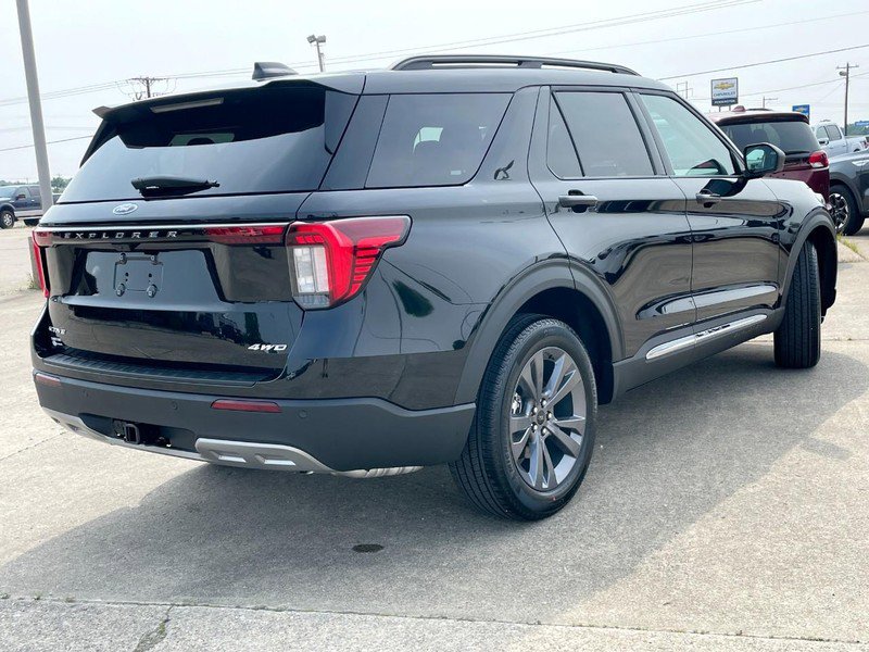 New 2025 Ford Explorer Active w/ Active Comfort Package image 4