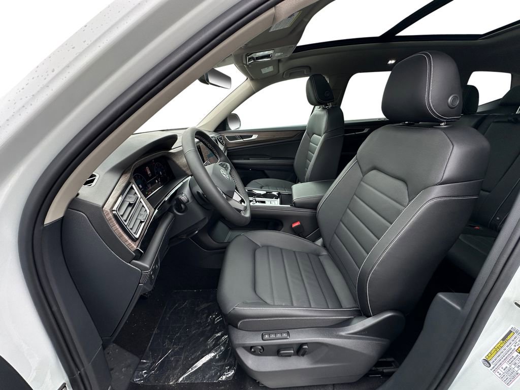 New 2026 Volkswagen Atlas SEL image 9