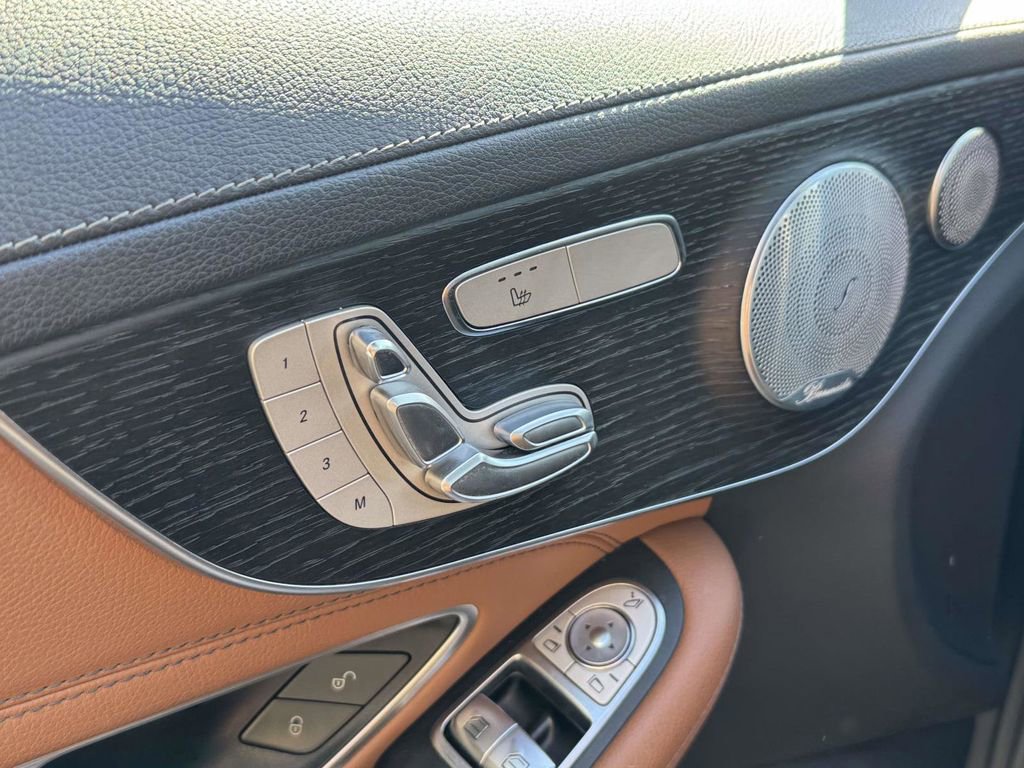 Used 2022 Mercedes-Benz C 300 4MATIC Coupe image 26