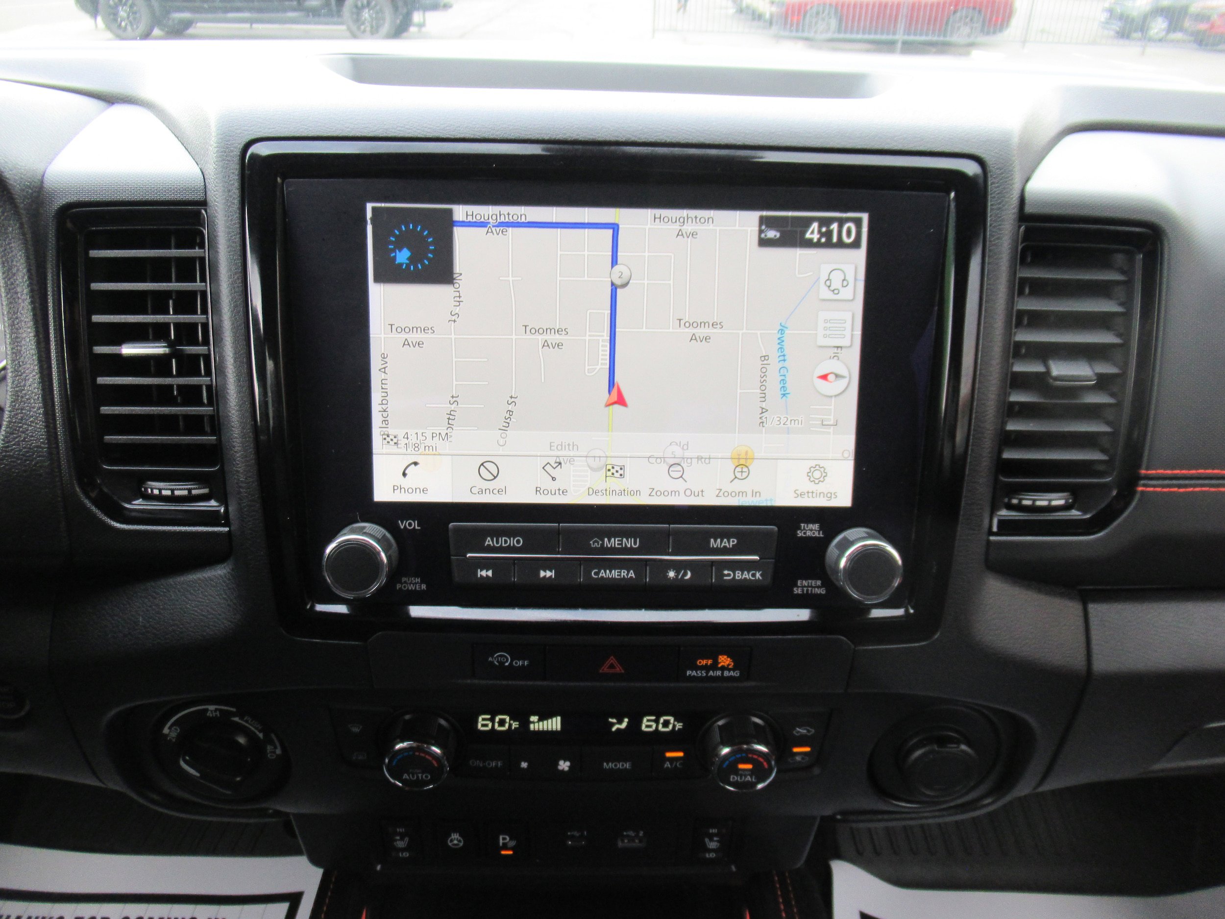 Used 2023 Nissan Frontier PRO-4X w/ Pro-4X Premium Package AWD/4WD image 15