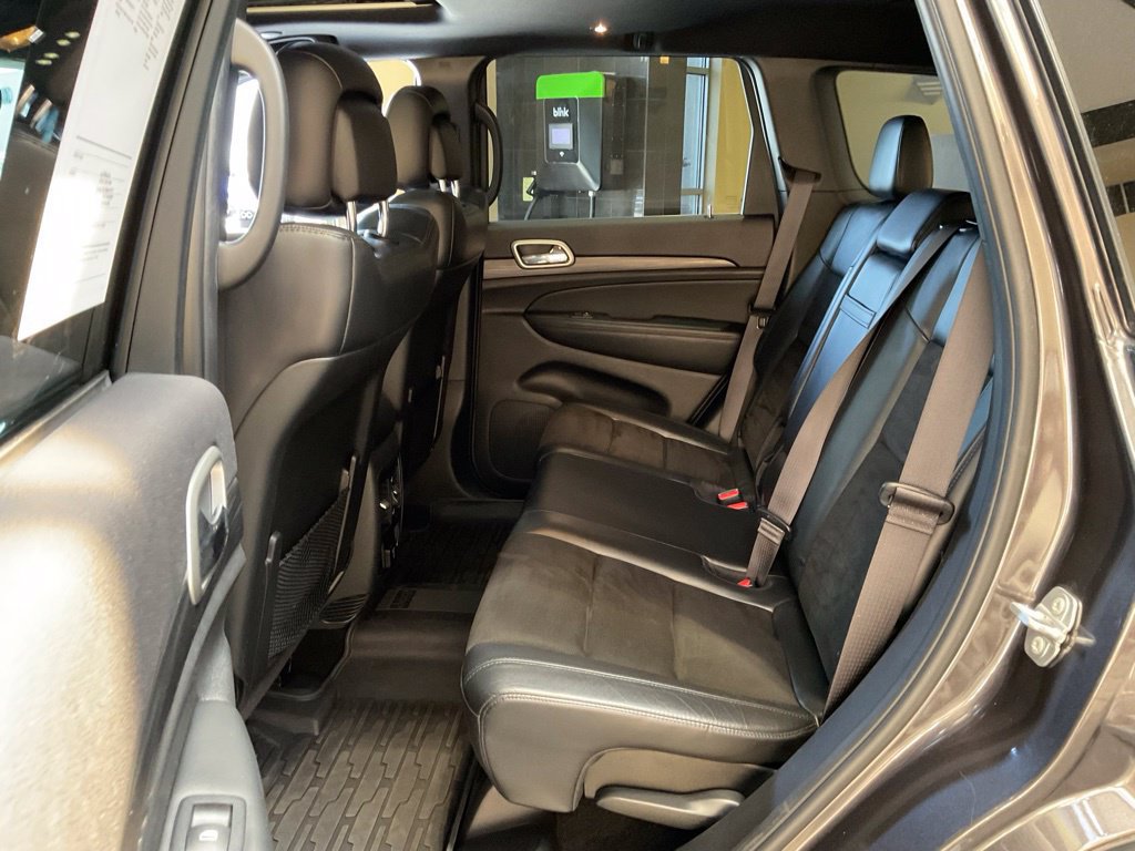 Used 2019 Jeep Grand Cherokee Altitude AWD/4WD image 22