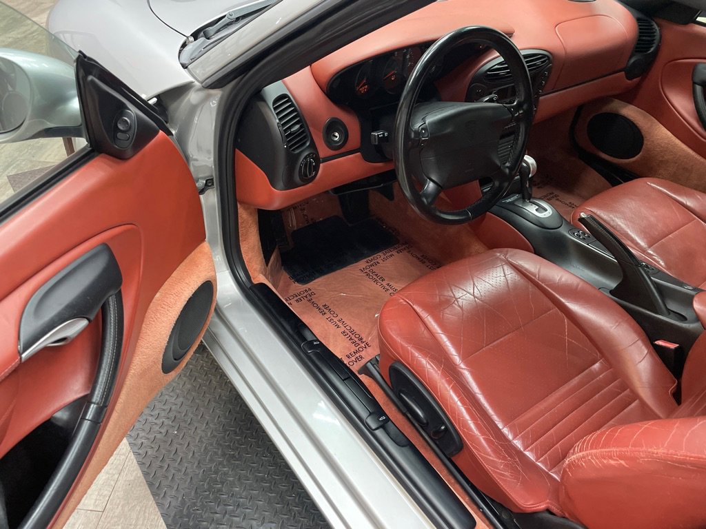 Used 2000 Porsche Boxster image 4