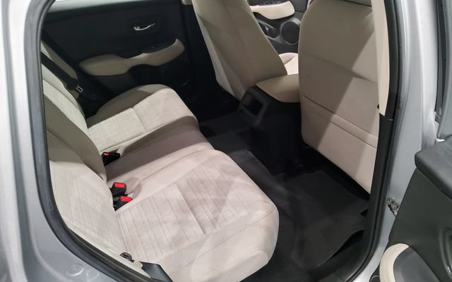 Used 2023 Honda HR-V LX image 17