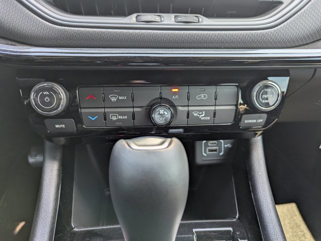 New 2026 Jeep Compass Latitude AWD/4WD image 19