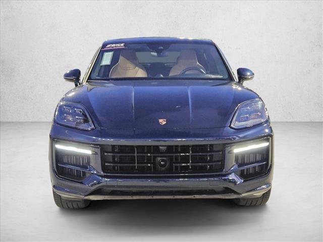 Used 2025 Porsche Cayenne GTS image 2