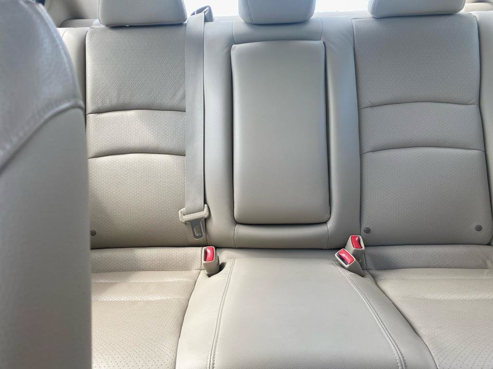 Used 2017 Honda Accord Touring image 15
