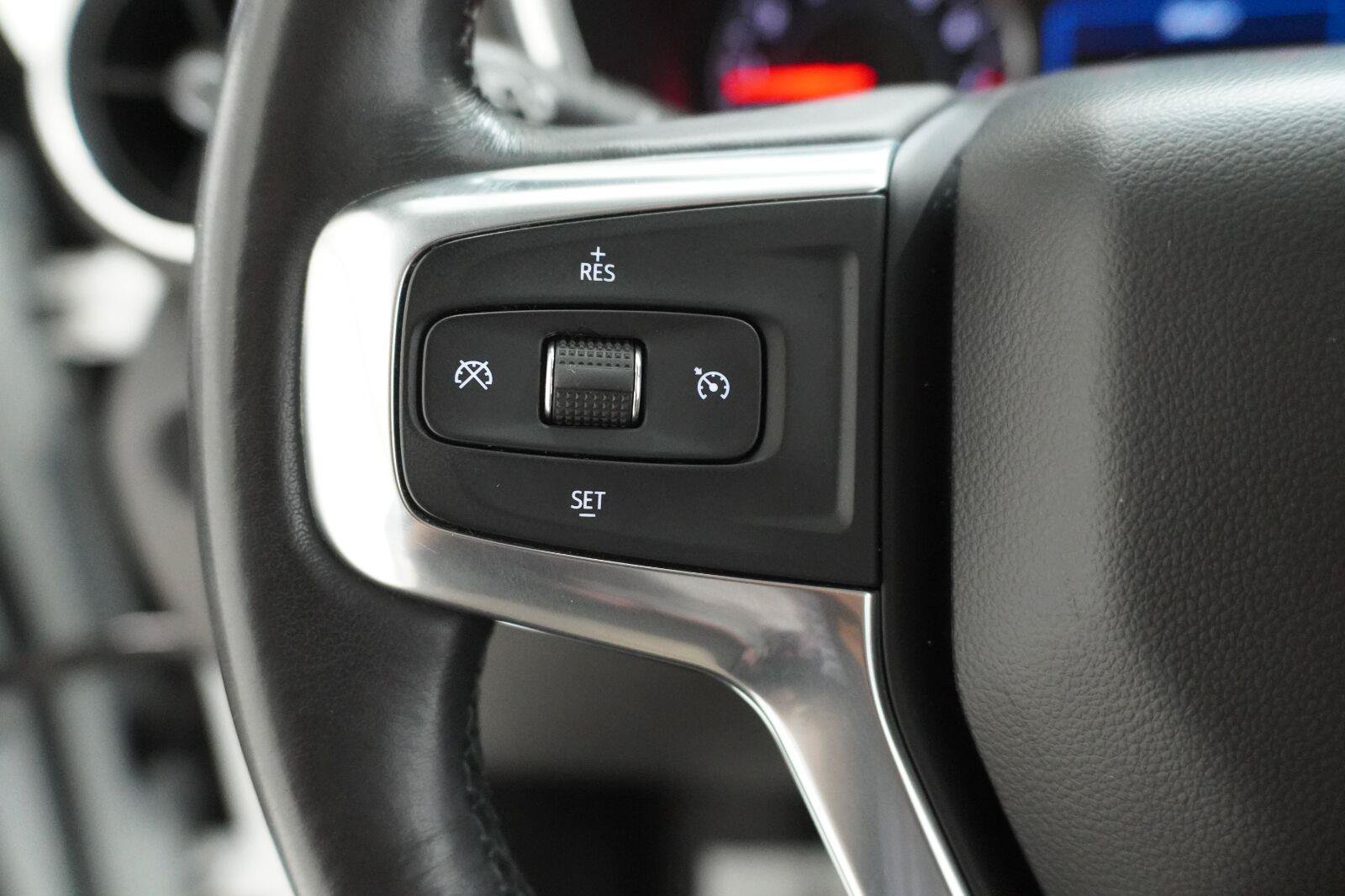Used 2020 Chevrolet Blazer LT FWD image 8