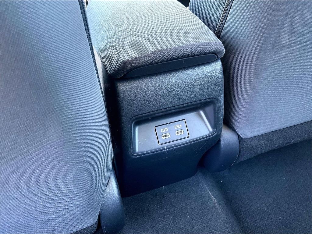 Used 2024 Toyota Corolla LE FWD image 28