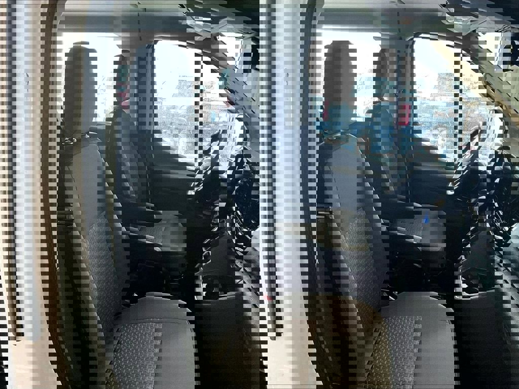 Used 2024 Ford Transit 350 XLT image 11