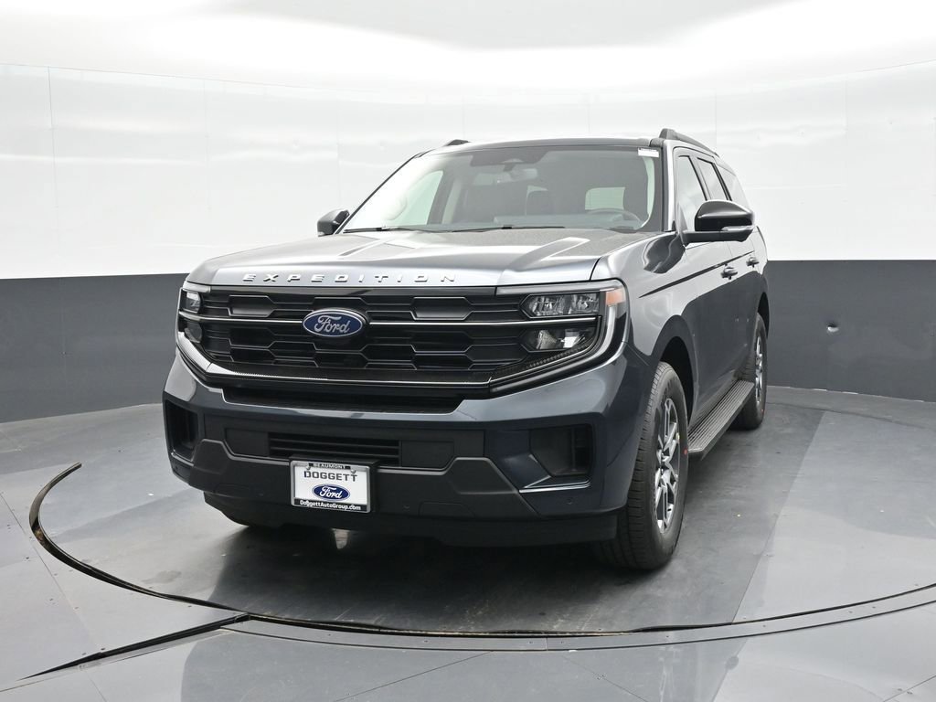 New 2026 Ford Expedition Active image 17