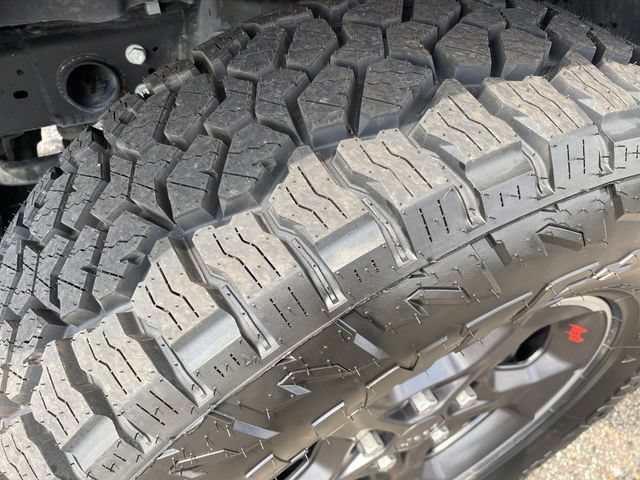 Used 2023 Jeep Gladiator Rubicon AWD/4WD image 23