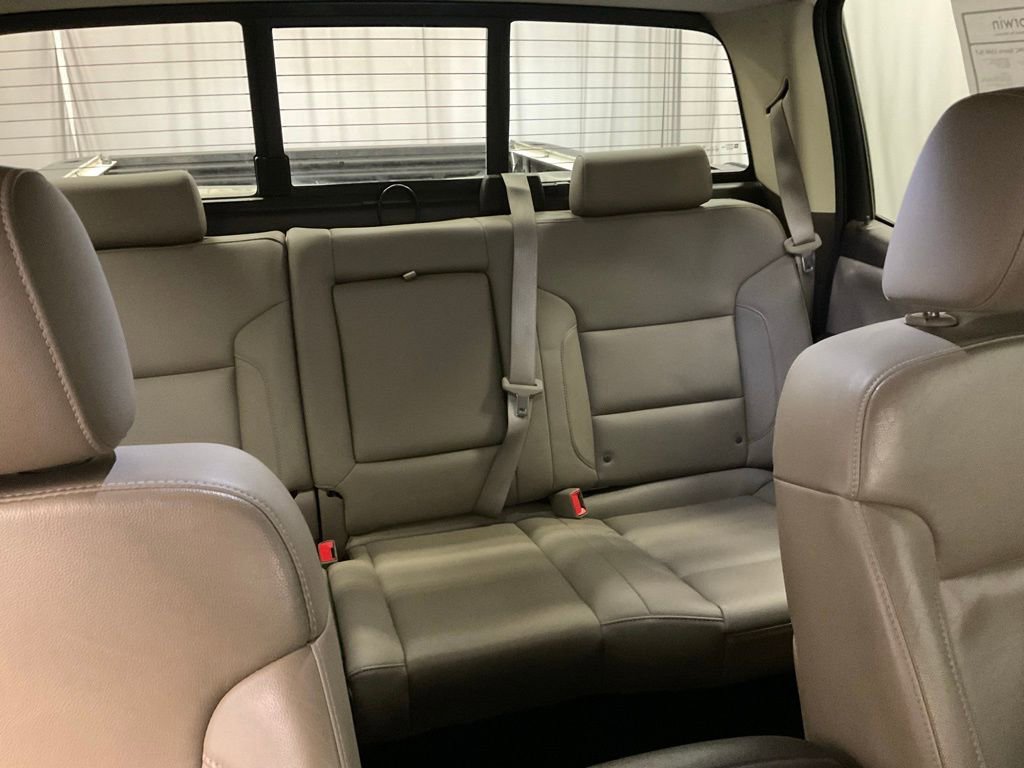 Used 2015 GMC Sierra 1500 SLT w/ SLT Crew Cab Value Package image 39