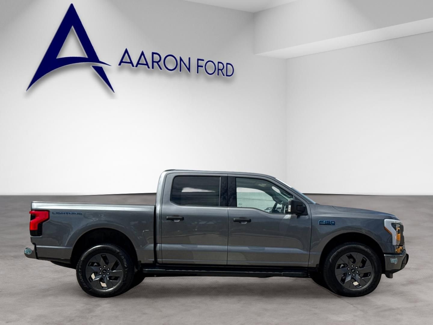 Used 2024 Ford F150 Lightning XLT w/ Max Trailer Tow Package AWD/4WD image 7