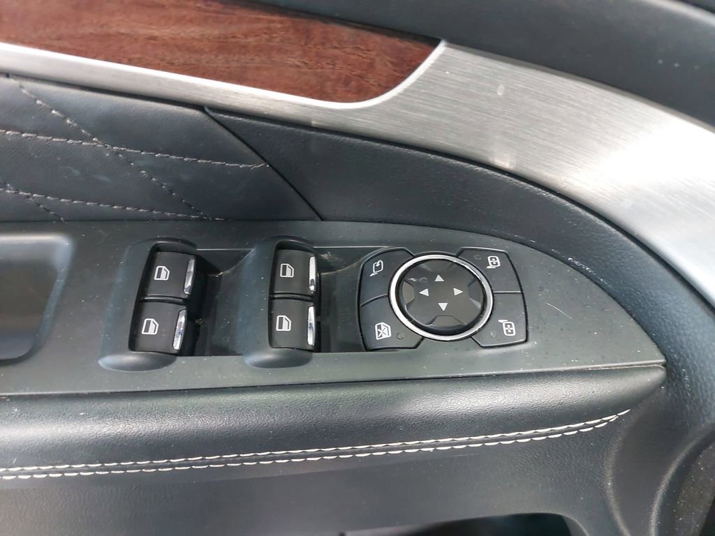 Used 2018 Ford Explorer Platinum AWD/4WD image 31