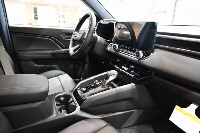 New 2026 GMC Canyon Elevation w/ Convenience Package image 16