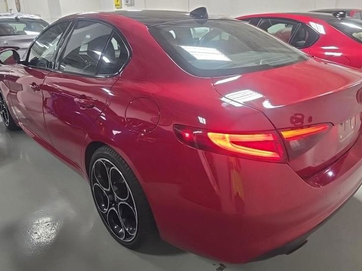 Used 2023 Alfa Romeo Giulia Ti RWD image 4