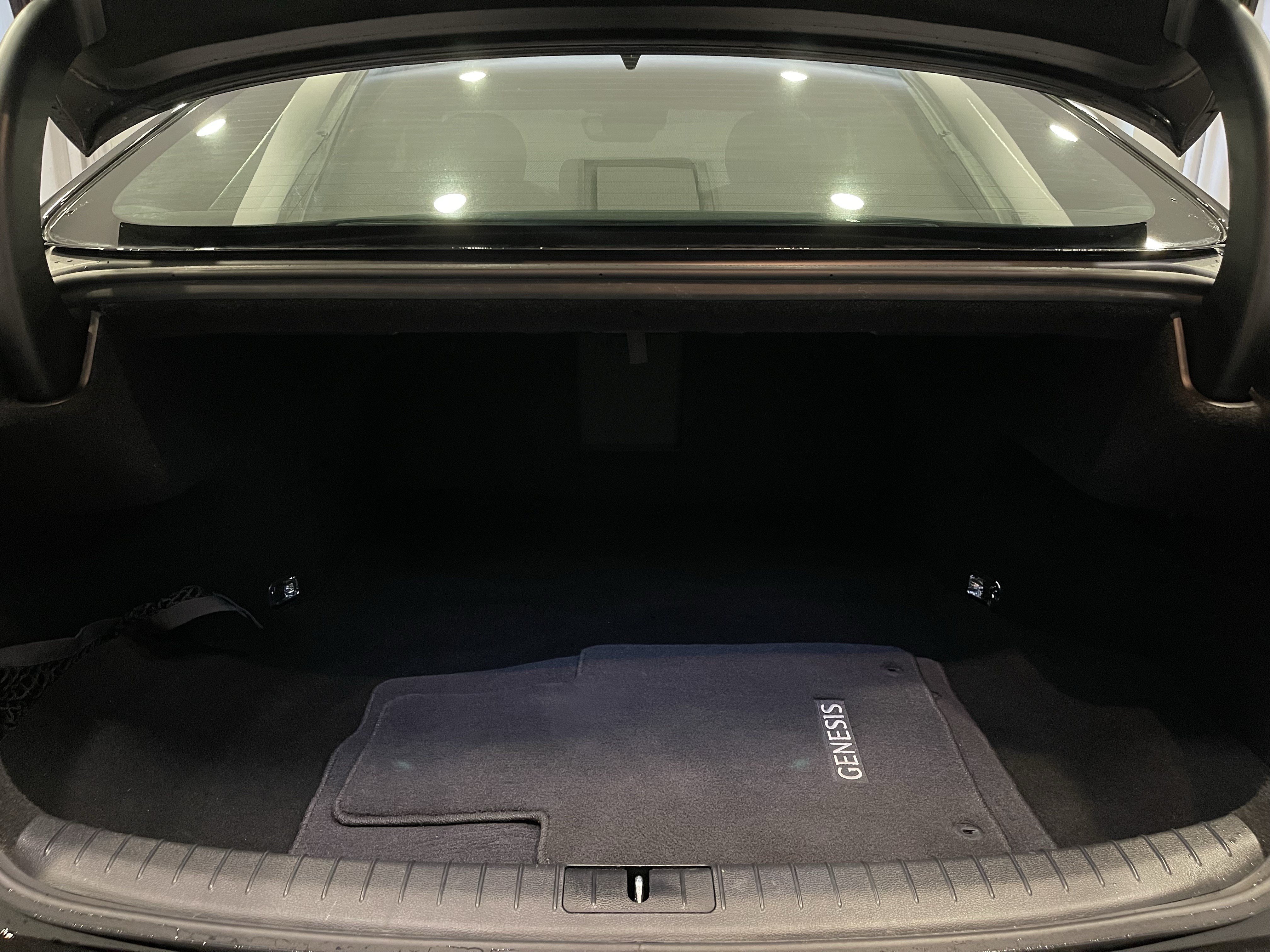Used 2019 Genesis G80 3.3T Sport RWD image 27